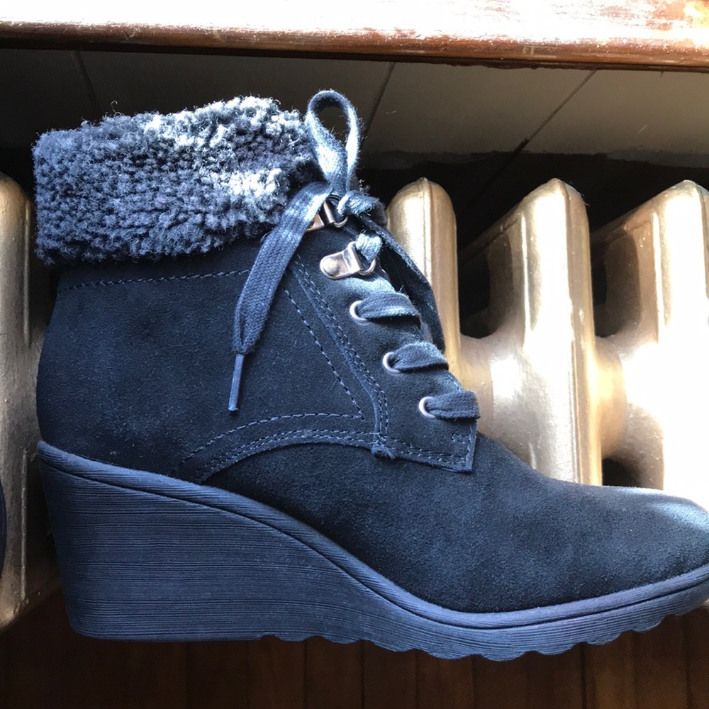 White Mountain winter booties